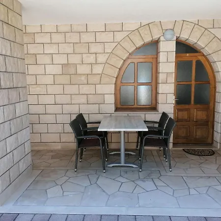 Apartmani Josip 2 Brela Exterior photo