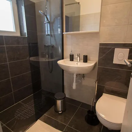 Apartmani Josip 2 Brela Exterior photo