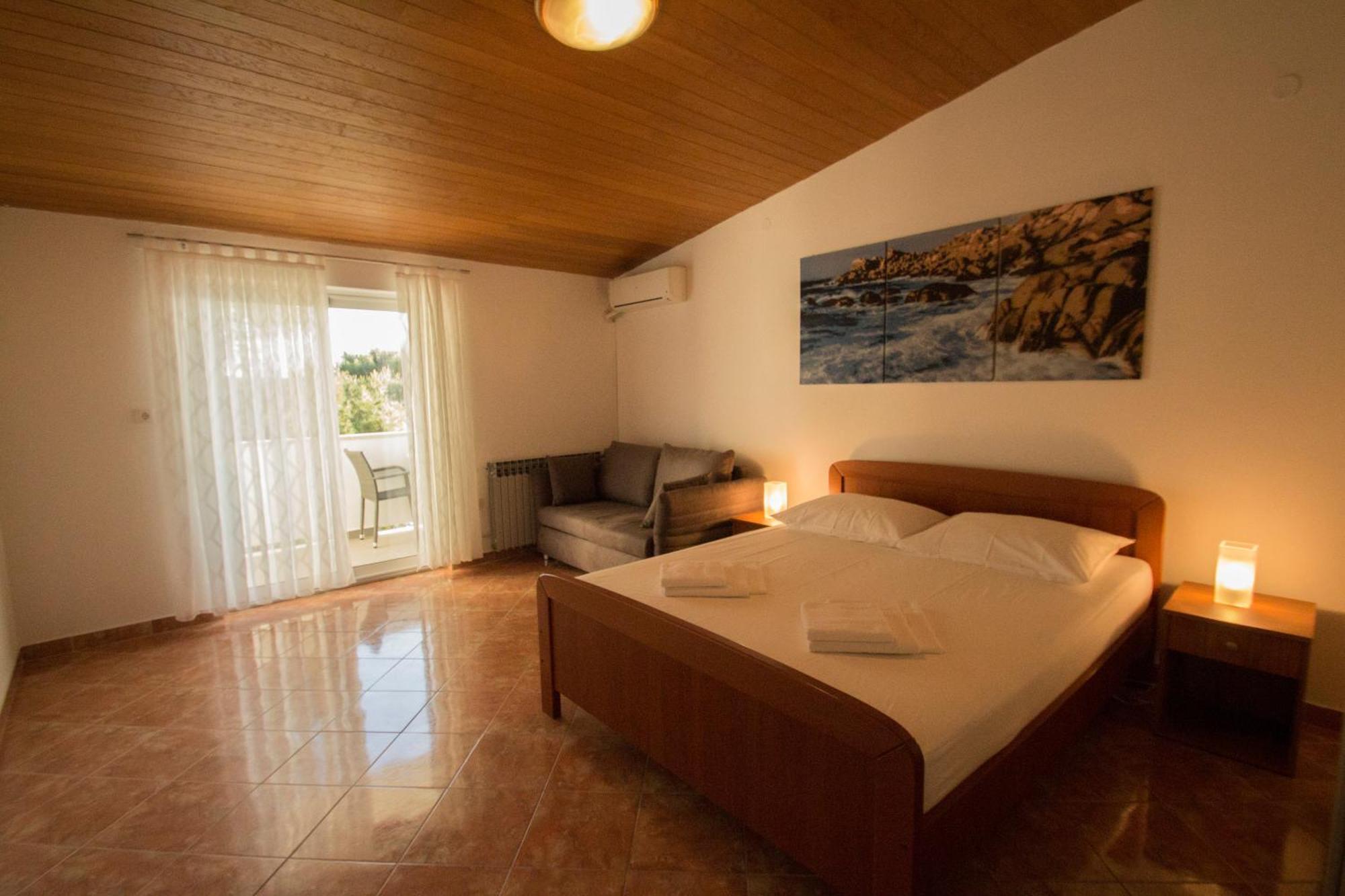 Apartment Josip 2 Brela